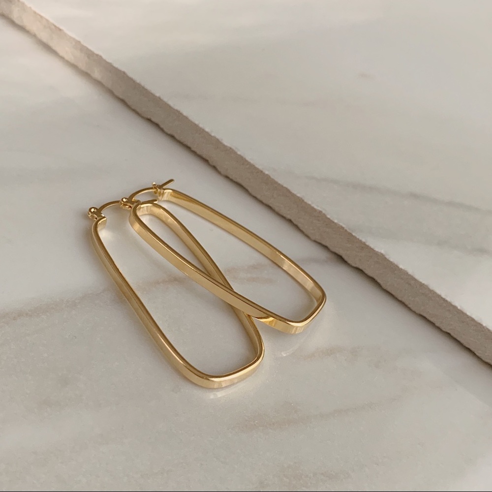 Flat Oval Hoops | 18k Gold Filled - Picture 2 of 6